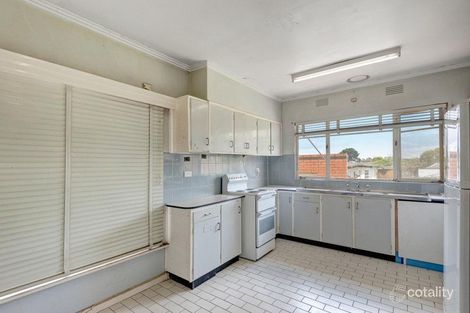 Property photo of 5 St Albans Street Mount Waverley VIC 3149