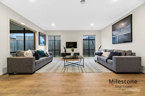 Property photo of 4 Hardware Lane Clyde VIC 3978