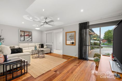 Property photo of 34 Garden Grove Drive Mill Park VIC 3082