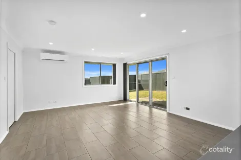 Property photo of 52 Lockheed Hudson Drive Horsley NSW 2530