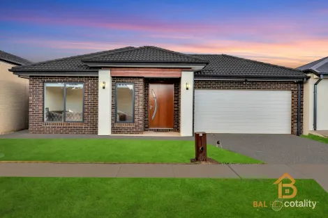 11 Warren St, Thornhill Park, VIC 3335