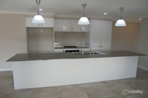 Property photo of 5 Illawarra Place Calala NSW 2340