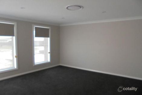 Property photo of 5 Illawarra Place Calala NSW 2340