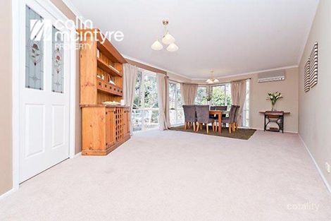 Property photo of 72 Degraves Crescent Wanniassa ACT 2903