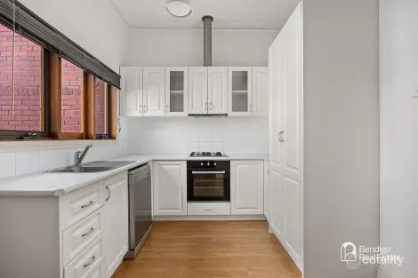 Property photo of 2/91A Vine Street Bendigo VIC 3550