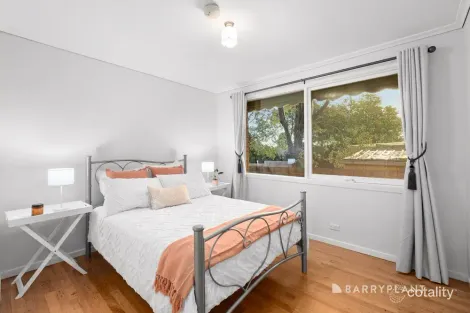 Property photo of 9 Harrow Gardens Wantirna VIC 3152