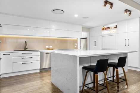 Property photo of 15 Yangebup Road Yangebup WA 6164