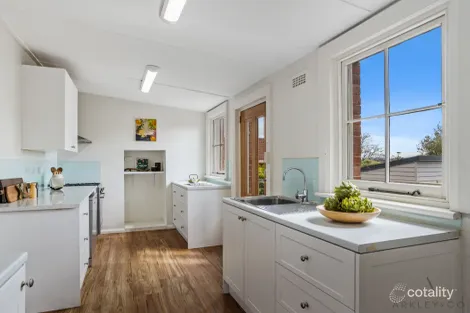 Property photo of 5 Harbroe Avenue New Town TAS 7008