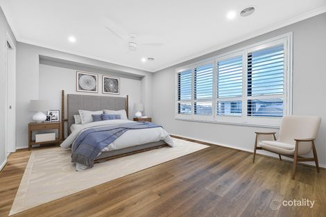 Property photo of 25 Excalibur Street Berwick VIC 3806