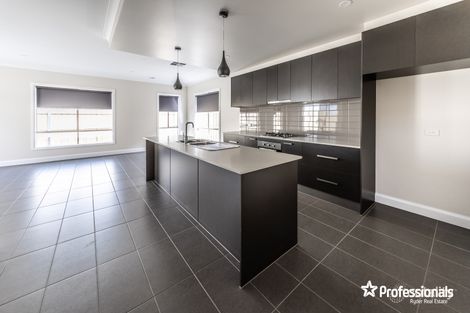 Property photo of 94 Long Forest Avenue Harkness VIC 3337