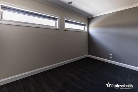 Property photo of 94 Long Forest Avenue Harkness VIC 3337