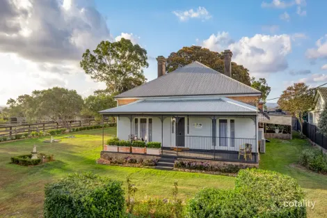 303 Clarence Town Rd, Woodville, NSW 2321