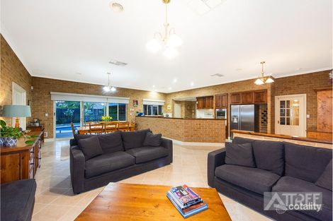 Property photo of 25 Waten Place Canning Vale WA 6155