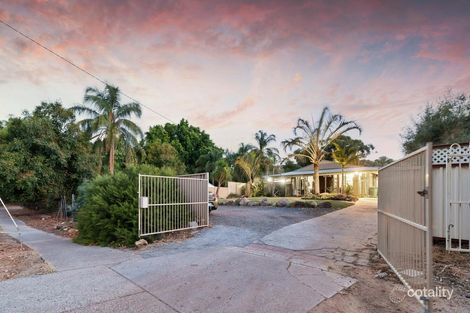 Property photo of 71 Brookton Highway Mount Nasura WA 6112