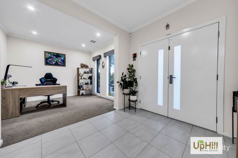 Property photo of 36 Abbeyard Drive Clyde VIC 3978