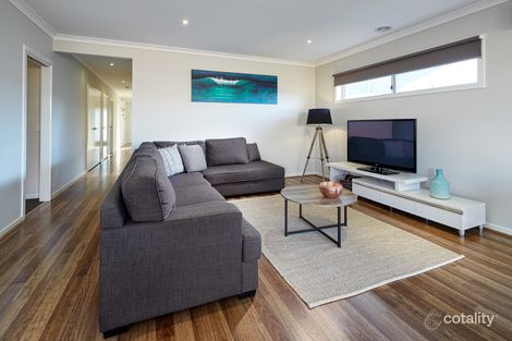 Property photo of 74 Myrtle Crescent Warragul VIC 3820