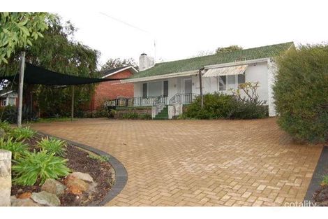 118 Hill View Tce, St James, WA 6102