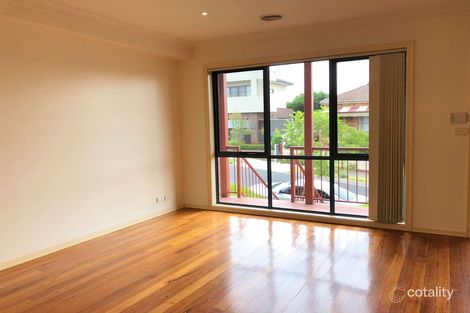 Property photo of 2/2 Kendall Street Essendon VIC 3040