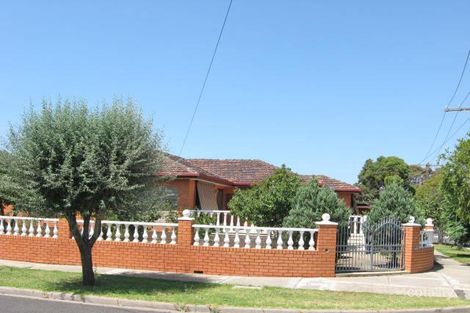 15 Merrivale Ave, Sunshine West, VIC 3020