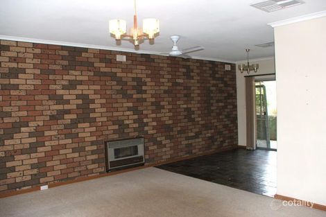Property photo of 25 Bayvue Crescent Ridgehaven SA 5097