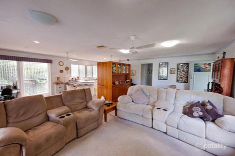 Property photo of 14 Edward Alexandra Headland QLD 4572