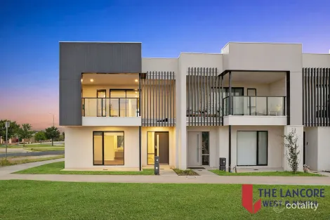 34 Odsal Walk, Strathtulloh, VIC 3338