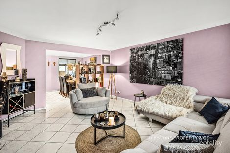 Property photo of 63 Galton Street Wetherill Park NSW 2164