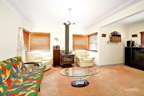 Property photo of 21 Laundess Avenue Panania NSW 2213