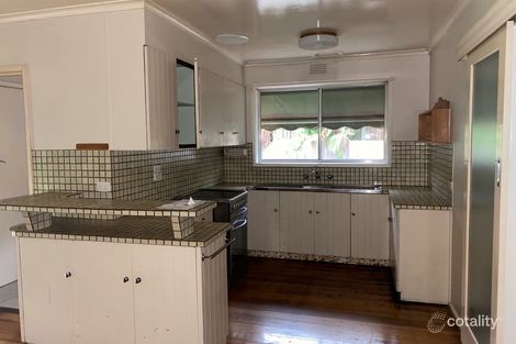 Property photo of 19 White Road Wantirna South VIC 3152