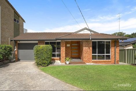 Property photo of 13 Hillside Drive Berkeley Vale NSW 2261