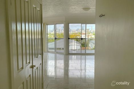 Property photo of 2/123 Stoneleigh Street Lutwyche QLD 4030