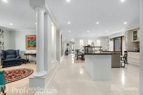 Property photo of 15A Botanic Way Orange NSW 2800