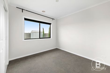 Property photo of 16 Wade Place Lucas VIC 3350