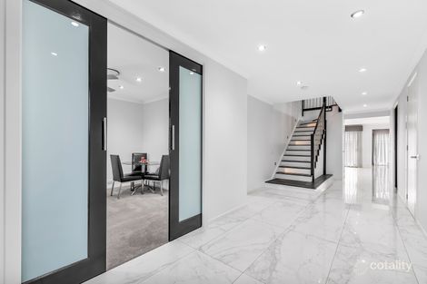 Property photo of 25 Savery Road Carnes Hill NSW 2171