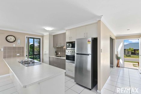 Property photo of 7 Summit Ridge Drive Nikenbah QLD 4655