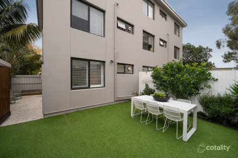 2/23 Harold St, Hawthorn East, VIC 3123