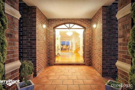 Property photo of 27 Excelsior Heights Craigieburn VIC 3064