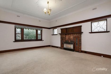 3 The Avenue, Hampton, VIC 3188