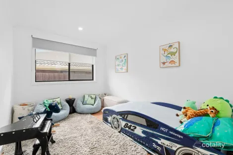 Property photo of 273 Childs Road Mill Park VIC 3082