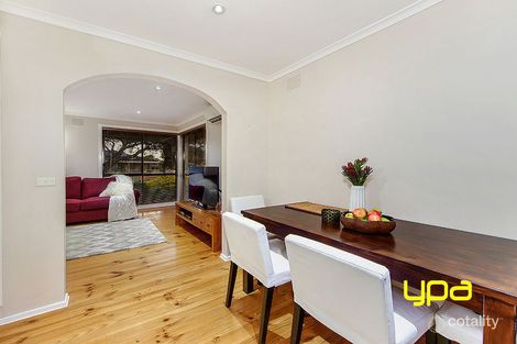 Property photo of 2 Browne Avenue St Albans VIC 3021