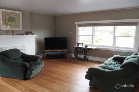 Property photo of 98 Gordons Hill Road Lindisfarne TAS 7015