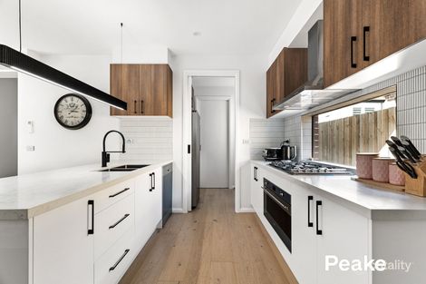Property photo of 1A Rheanva Street Berwick VIC 3806