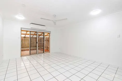 Property photo of 4/36 Kitchener Road Pimlico QLD 4812