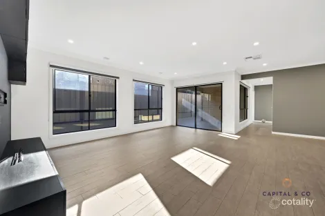 Property photo of 7 Wandana Way Mernda VIC 3754