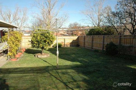 Property photo of 1 Manuka Road Berwick VIC 3806