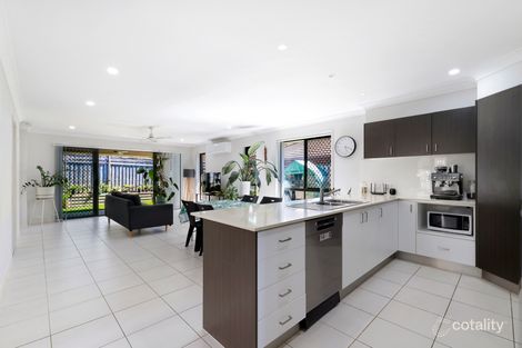 Property photo of 6 Pacific Place Pacific Pines QLD 4211