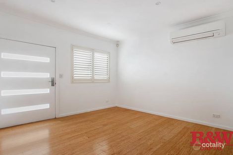 Property photo of 8 Outlook Drive Figtree NSW 2525