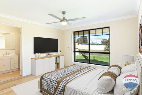 Property photo of 4 Bataan Place Lethbridge Park NSW 2770