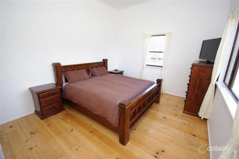 Property photo of 40 Pitt Street Walkervale QLD 4670