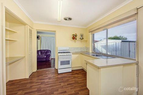 Property photo of 30 Camelot Drive Albanvale VIC 3021